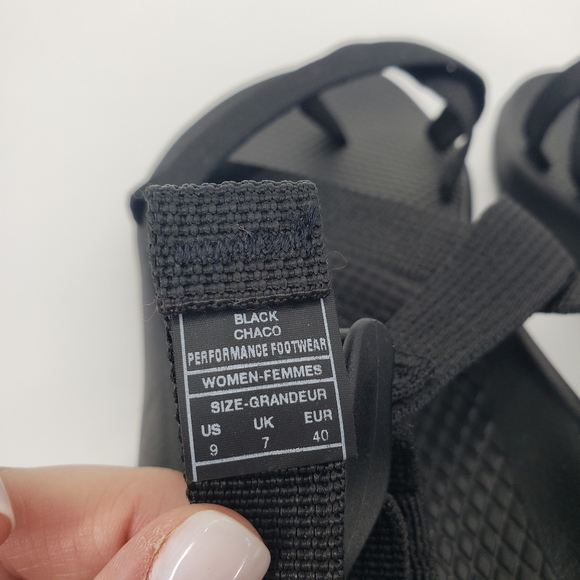 Chaco Z/2 Classic in Black - Picture 8 of 9